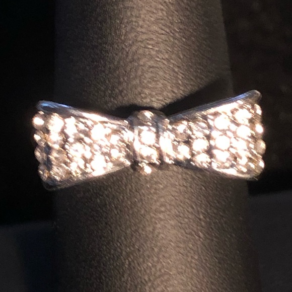 NIP 925 Silver Bowtie Ring with crystals, Size 8 - Picture 9 of 10